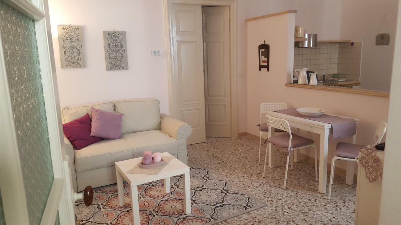 Maison De Famille Acerenza Buitenkant foto